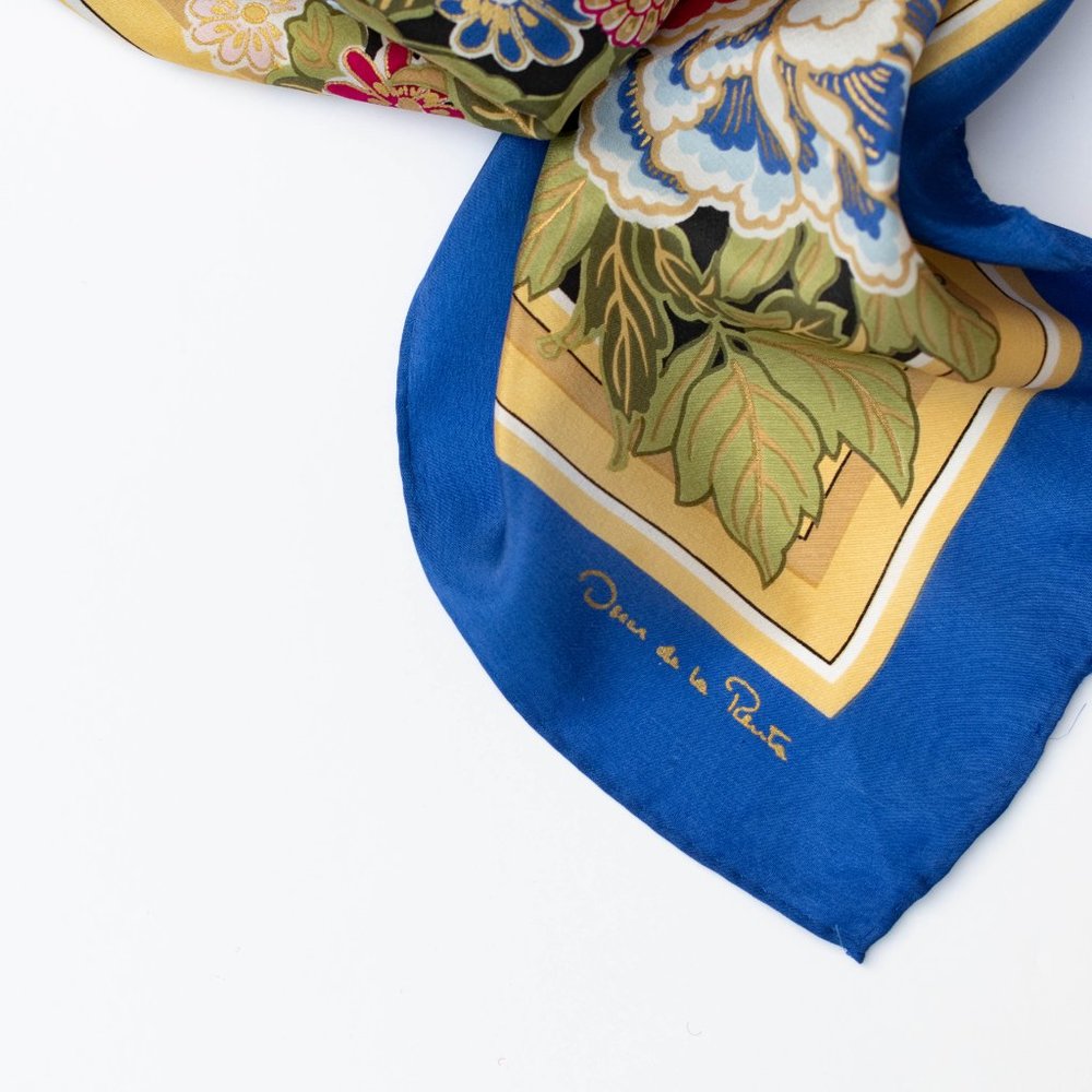 Oscar de la Renta Vintage Floral Silk Scarf - Picture 5 of 6